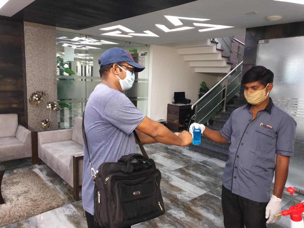 Hotel Unity Ahmedabad Esterno foto