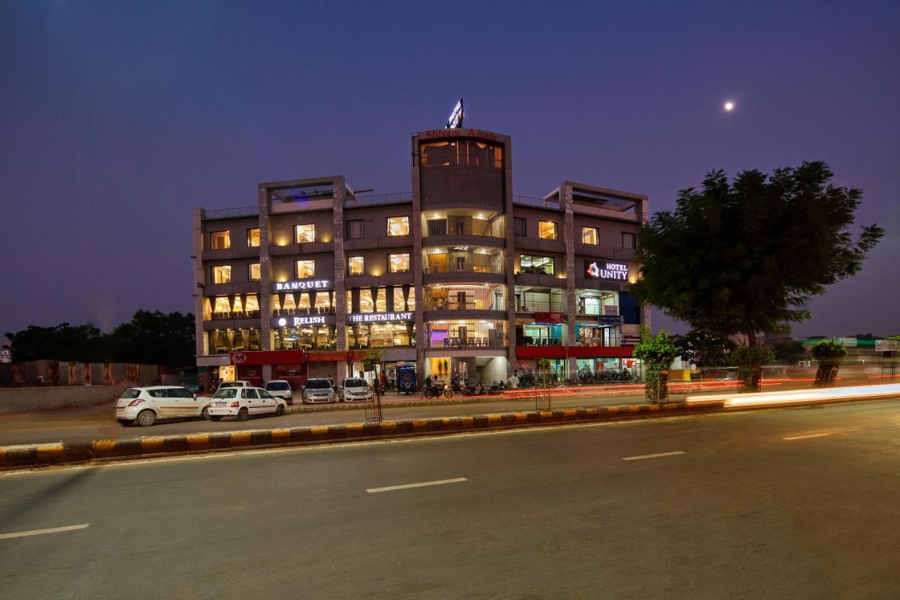 Hotel Unity Ahmedabad Esterno foto