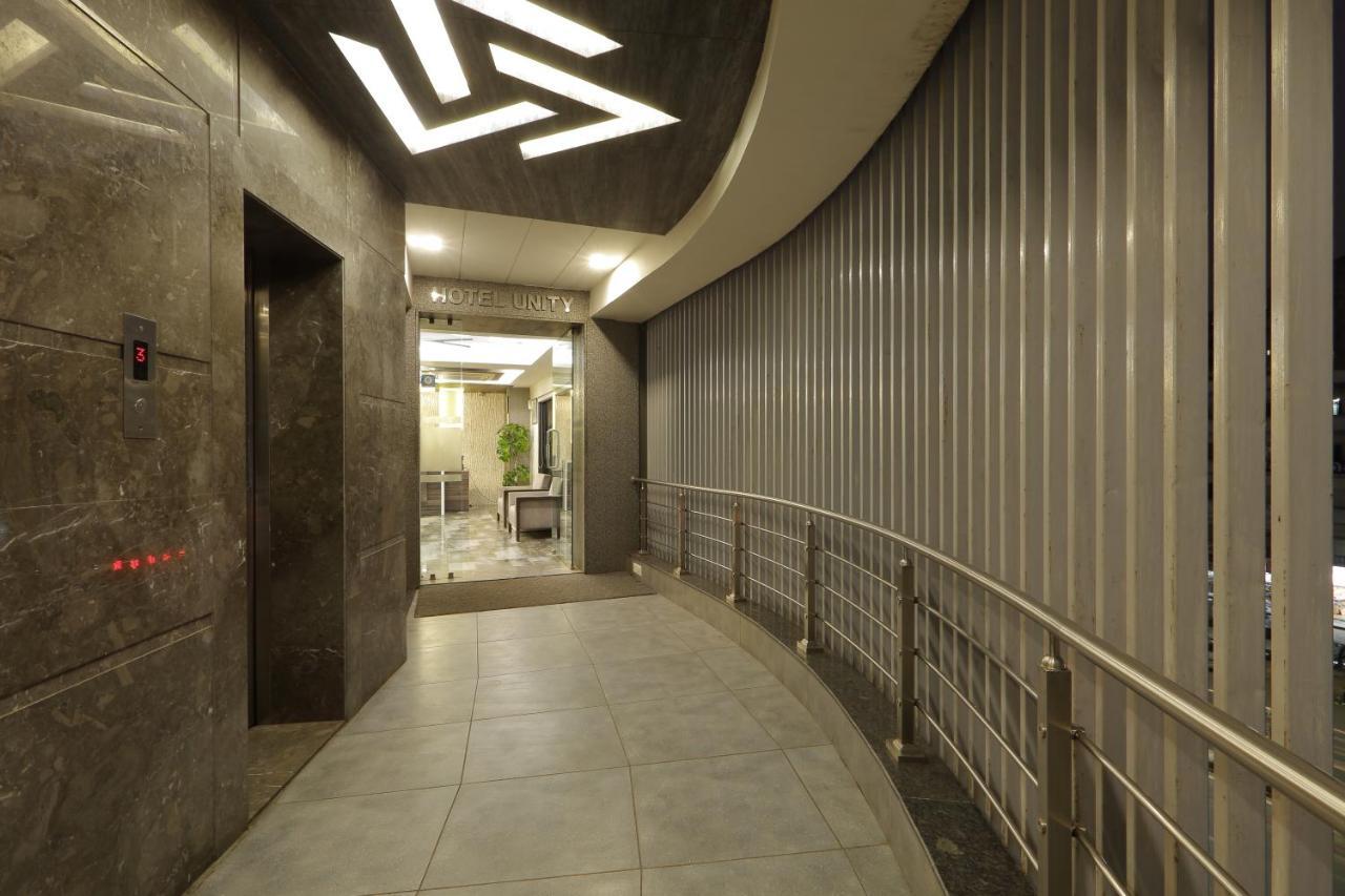 Hotel Unity Ahmedabad Esterno foto