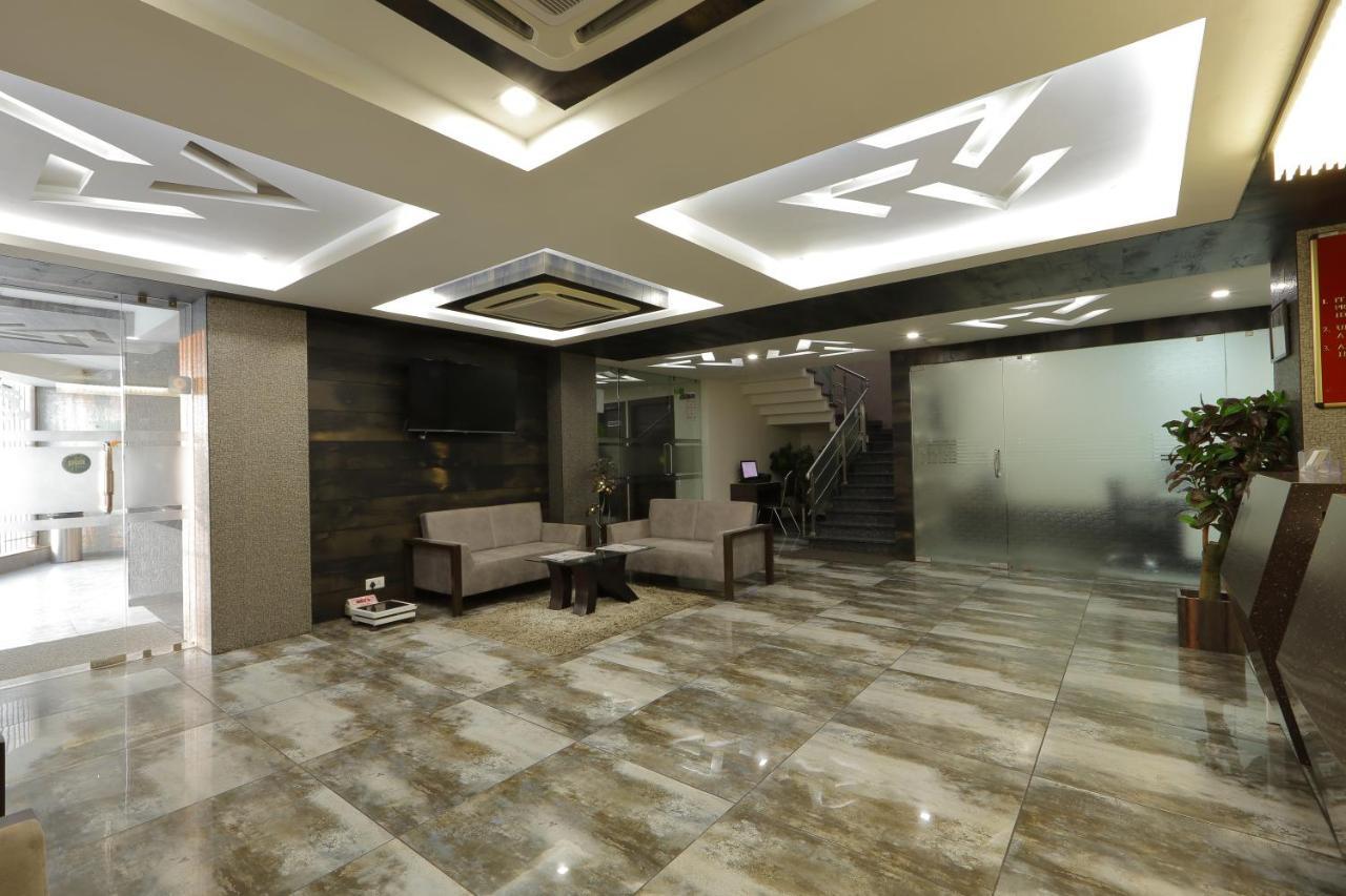 Hotel Unity Ahmedabad Esterno foto