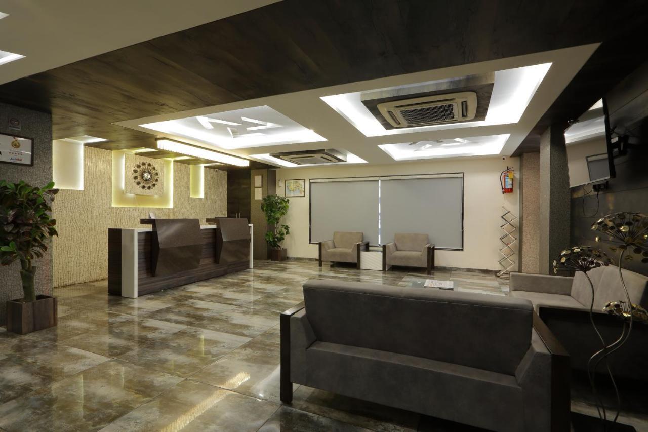 Hotel Unity Ahmedabad Esterno foto
