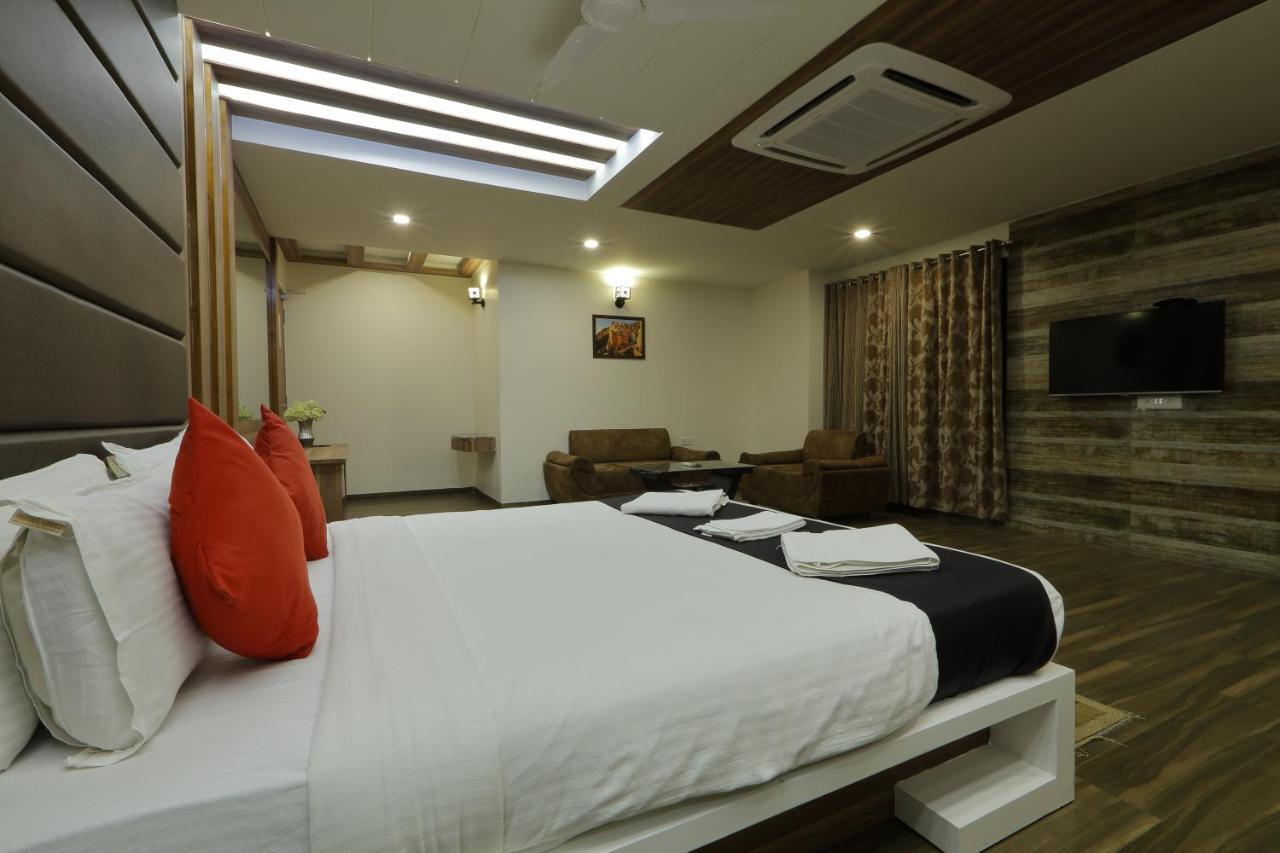 Hotel Unity Ahmedabad Esterno foto